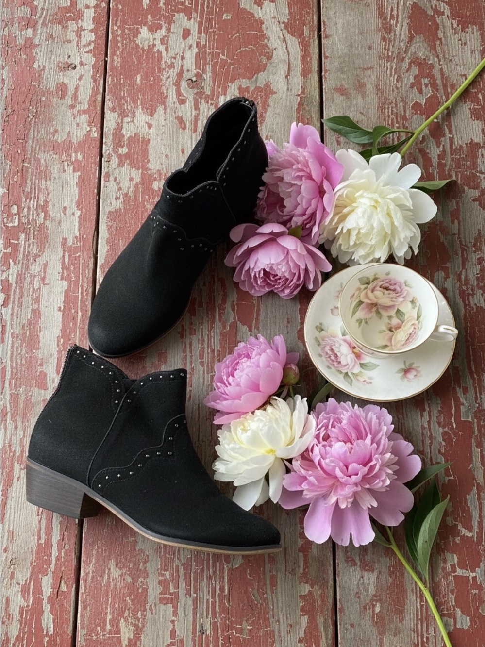 Chinese laundry suede boots